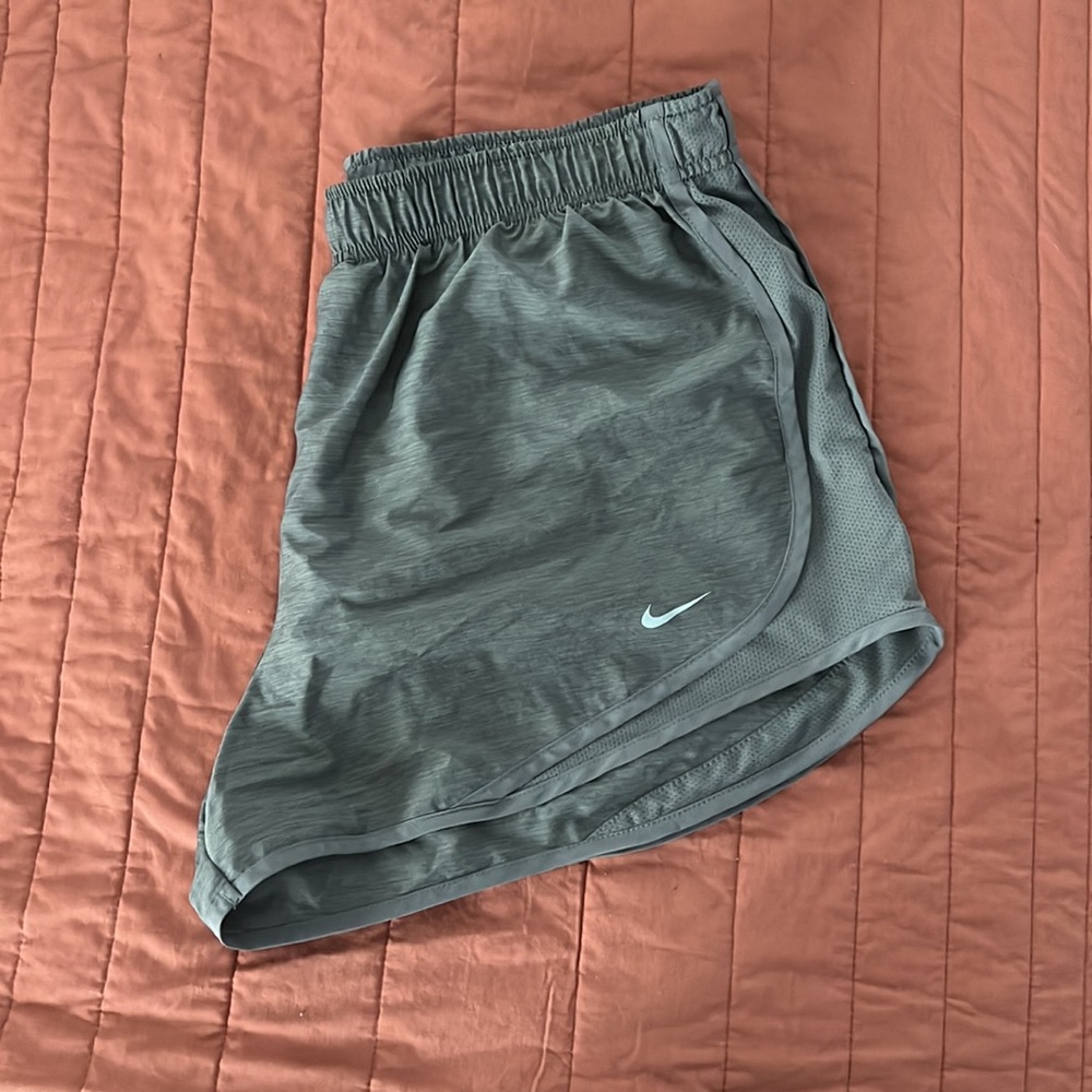 Like New Nike Tempo Shorts
